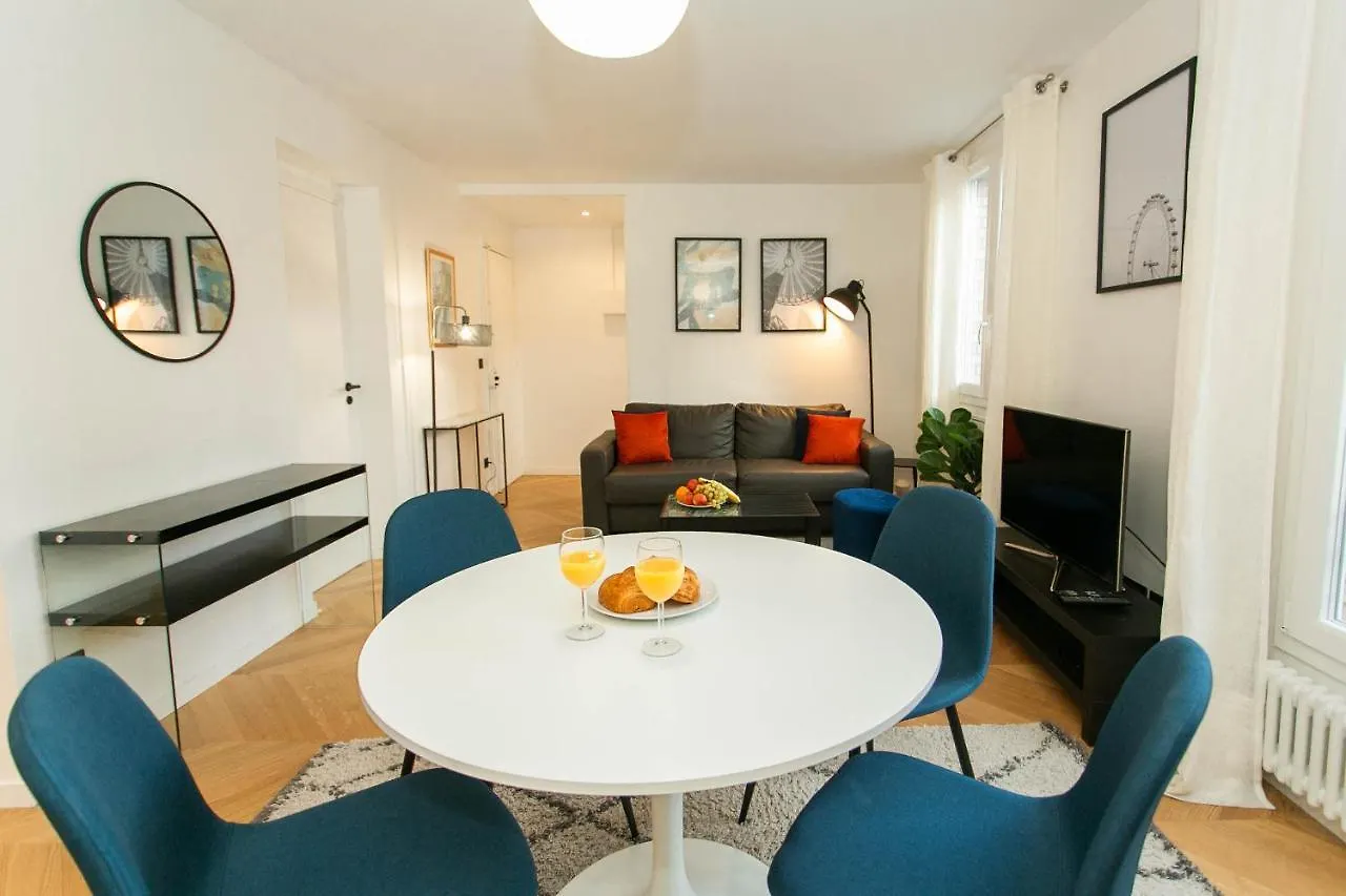Madeleine St Lazare City Apartment Paříž